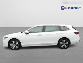 Used Volkswagen Passat 2025 for sale - 78553897: Photo