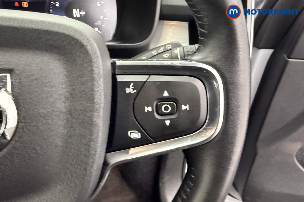 Used Volvo XC40 for sale - 77221307: Photo 22