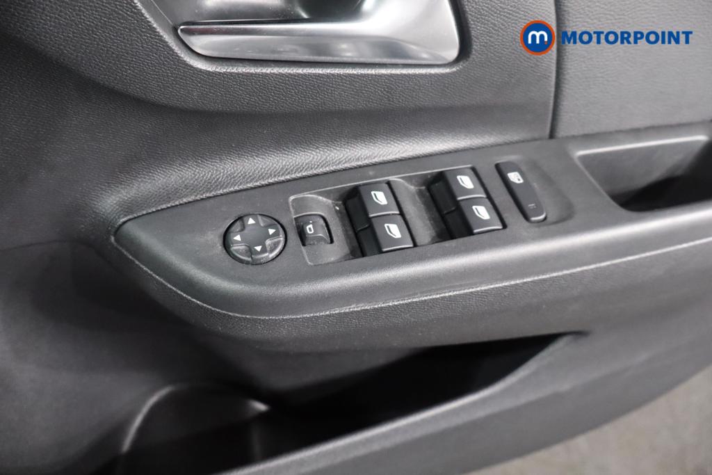 Used Vauxhall Corsa 2023 for sale - 76946252: Photo 17