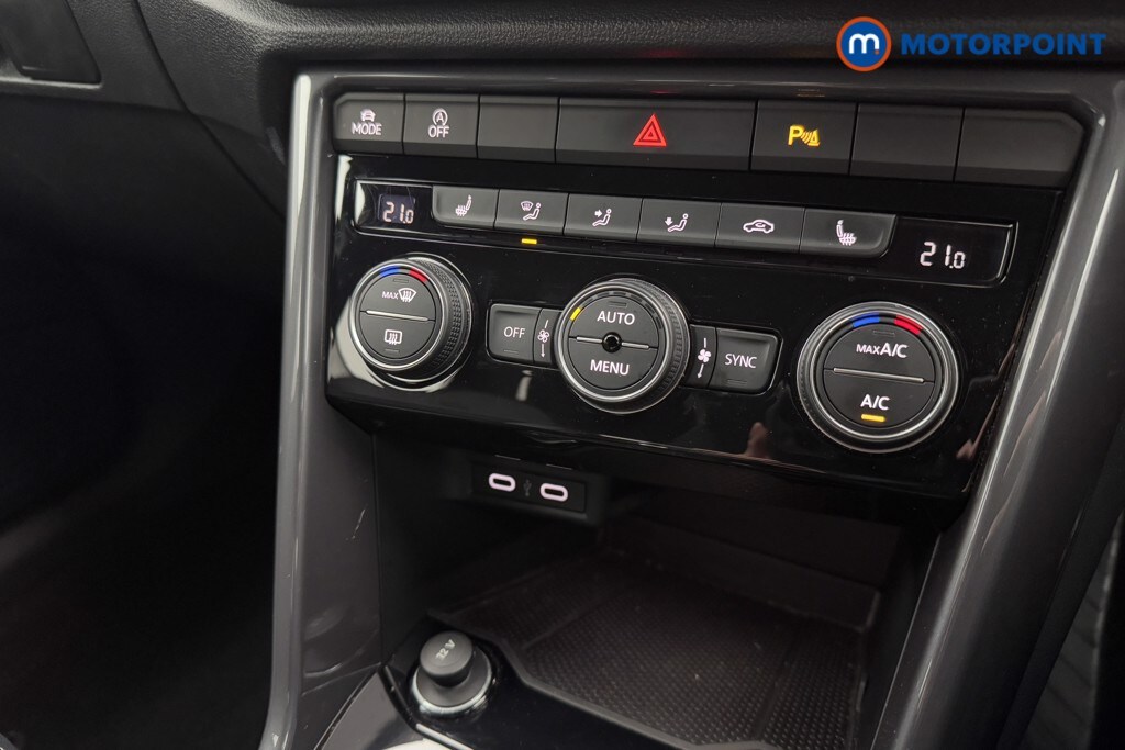 Used Volkswagen T-Roc 2022 for sale - 77446564: Photo 23