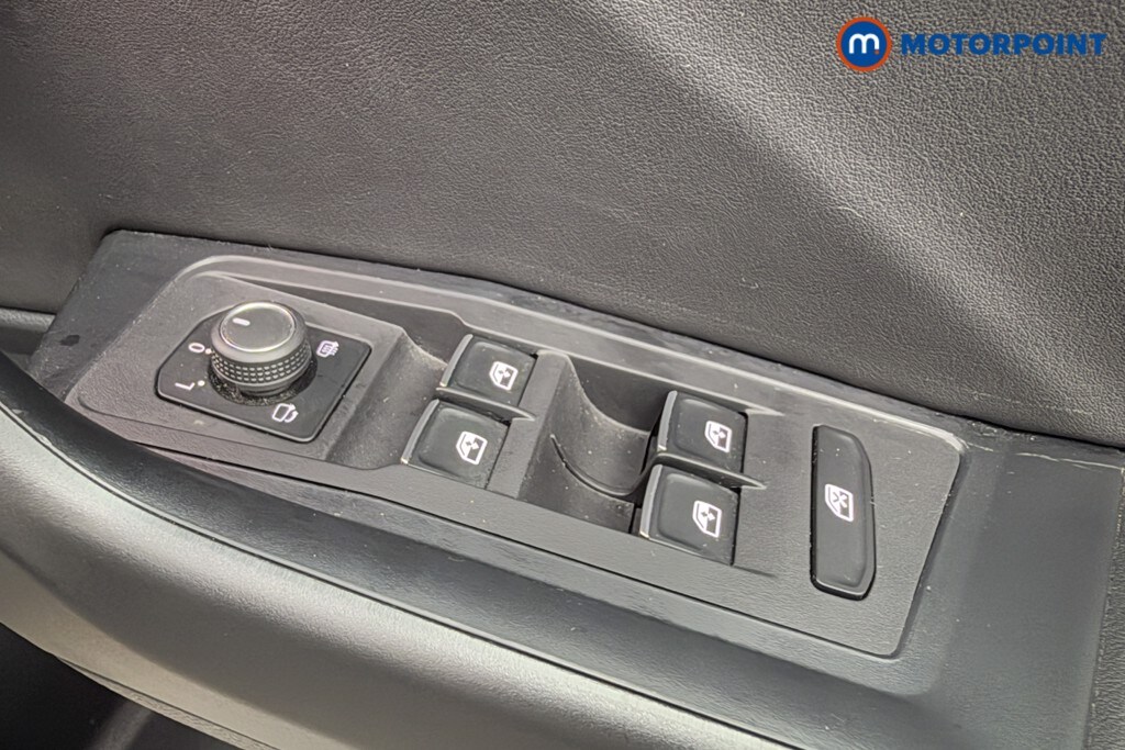 Used Volkswagen T-Roc 2022 for sale - 77446564: Photo 30