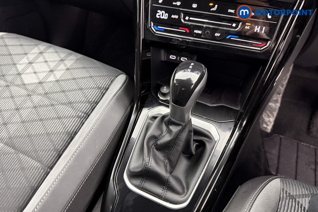 Used Volkswagen T-Roc for sale - 77324123: Photo 20