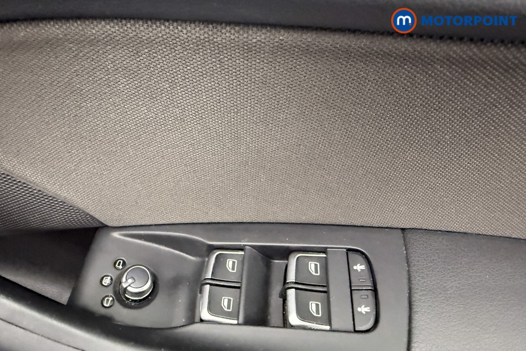 Used Audi Q3 2017 for sale - 77727062: Photo 19