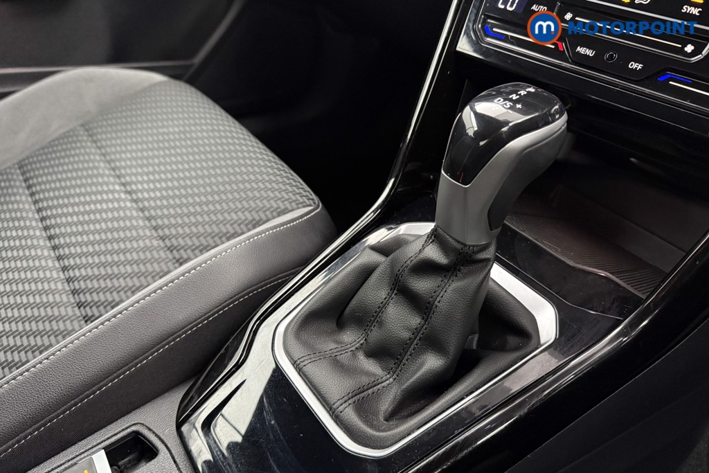 Used Volkswagen T-Roc 2022 for sale - 77435795: Photo 22