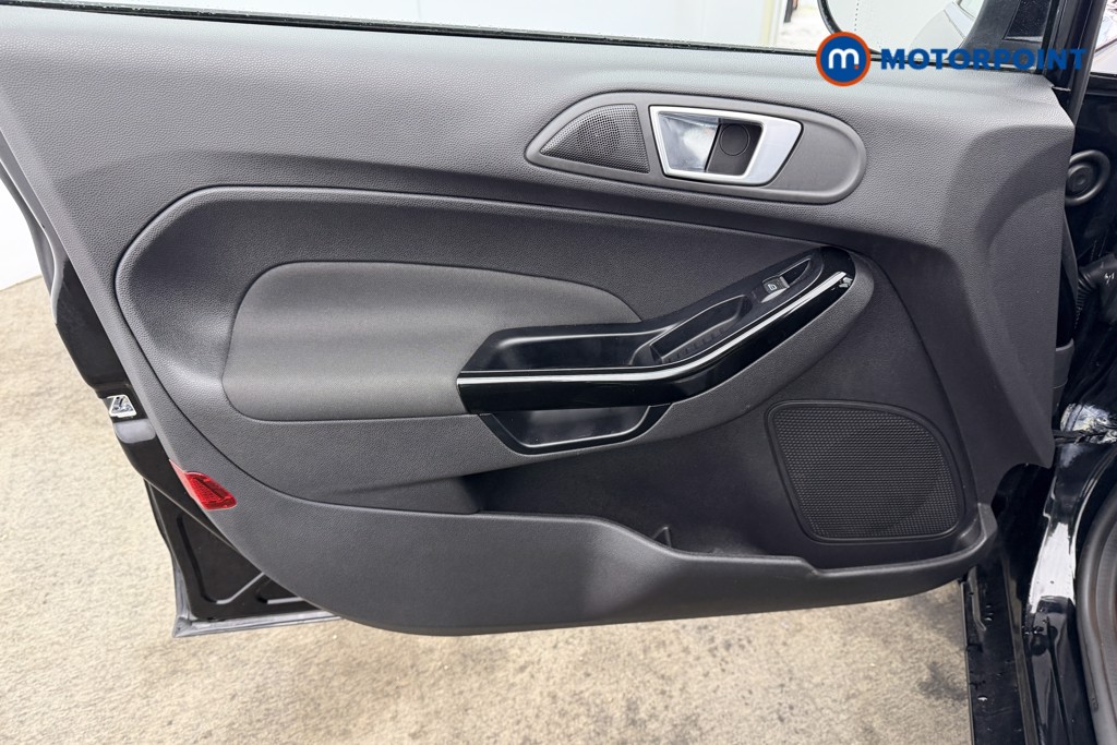 Used Ford Fiesta 2017 for sale - 77540890: Photo 39