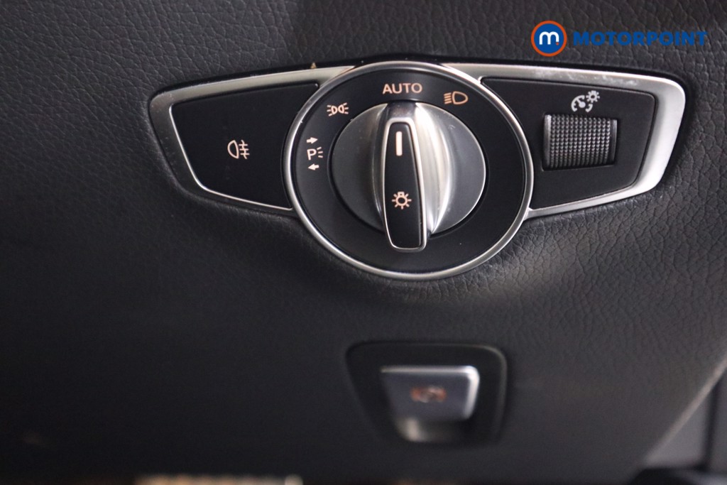 Used Mercedes-Benz EQC 2022 for sale - 76934022: Photo 17