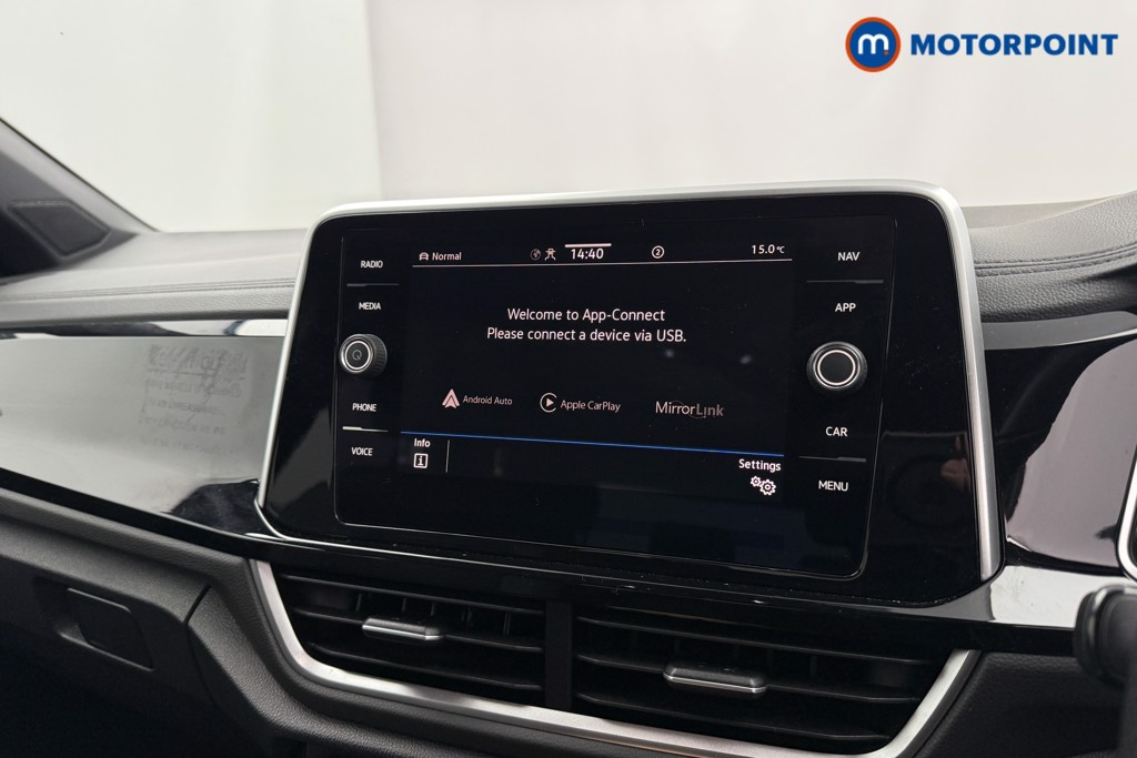 Used Volkswagen T-Roc 2023 for sale - 77688535: Photo 18