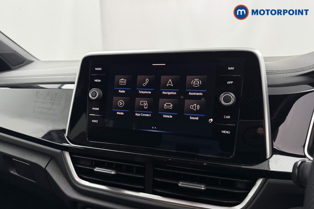 Used Volkswagen T-Roc 2023 for sale - 77688535: Photo 19