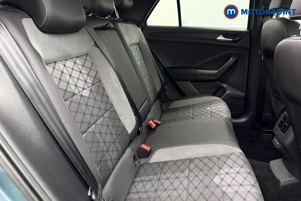 Used Volkswagen T-Roc 2023 for sale - 77688535: Photo 30