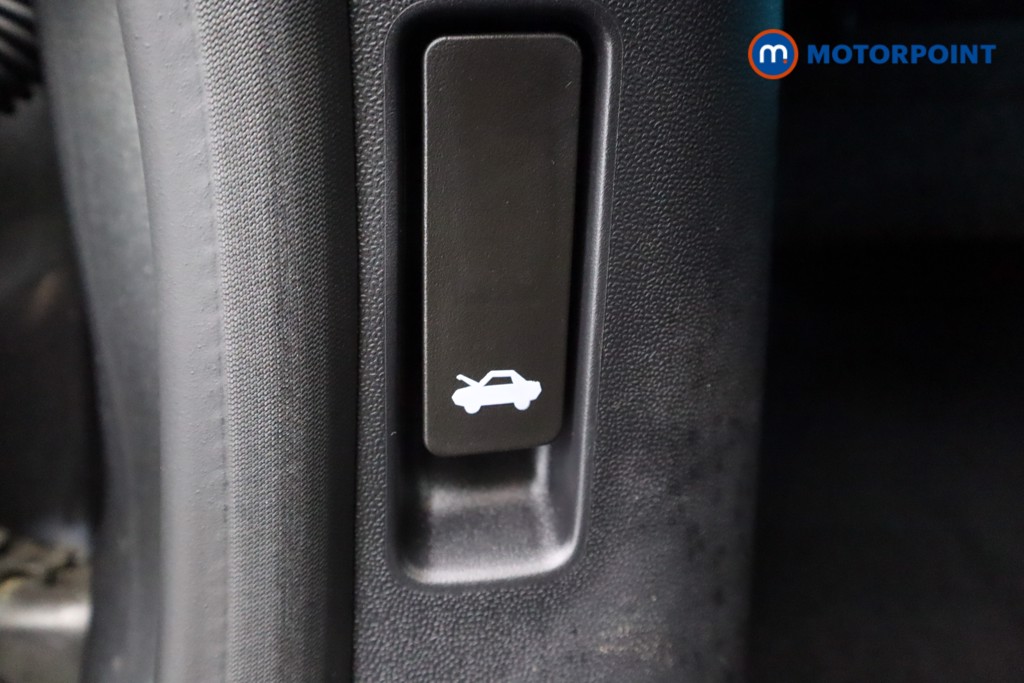 Used Ford Fiesta 2019 for sale - 76968002: Photo 24