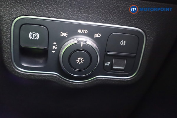 Used Mercedes-Benz GLB 2021 for sale - 76262207: Photo 16