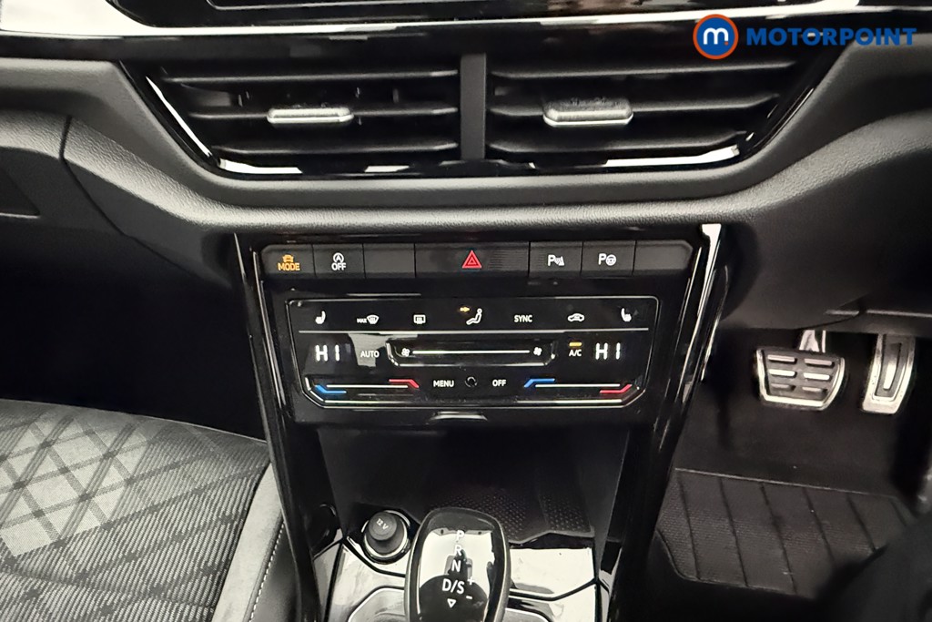 Used Volkswagen T-Roc 2025 for sale - 77297832: Photo 19