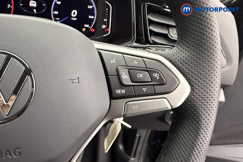 Used Volkswagen T-Roc 2025 for sale - 77297832: Photo 22