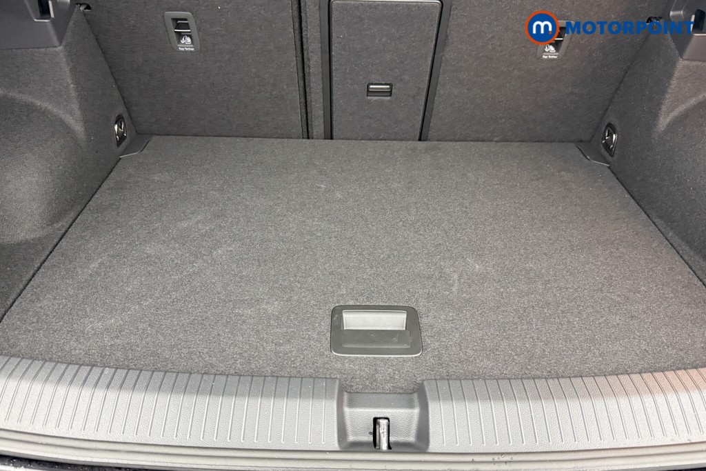 Used Volkswagen T-Roc 2025 for sale - 77297832: Photo 29