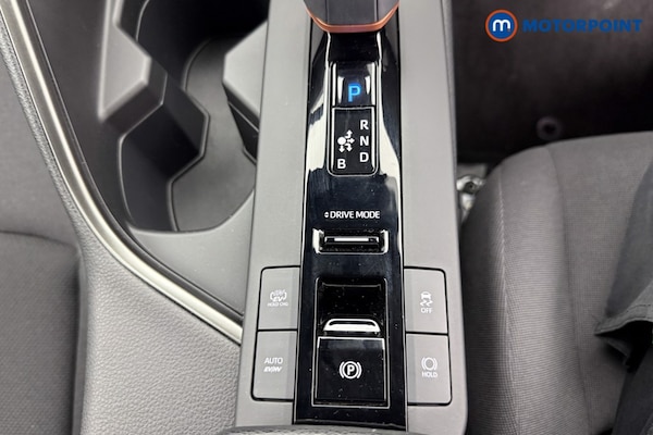 Used Toyota C-HR 2024 for sale - 75982752: Photo 18