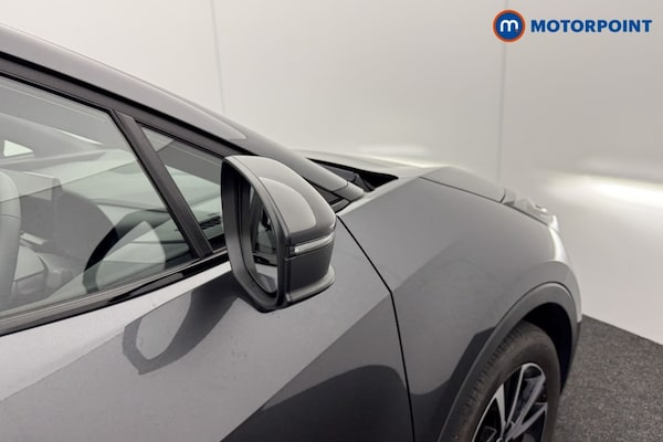 Used Toyota C-HR 2024 for sale - 75982752: Photo 25