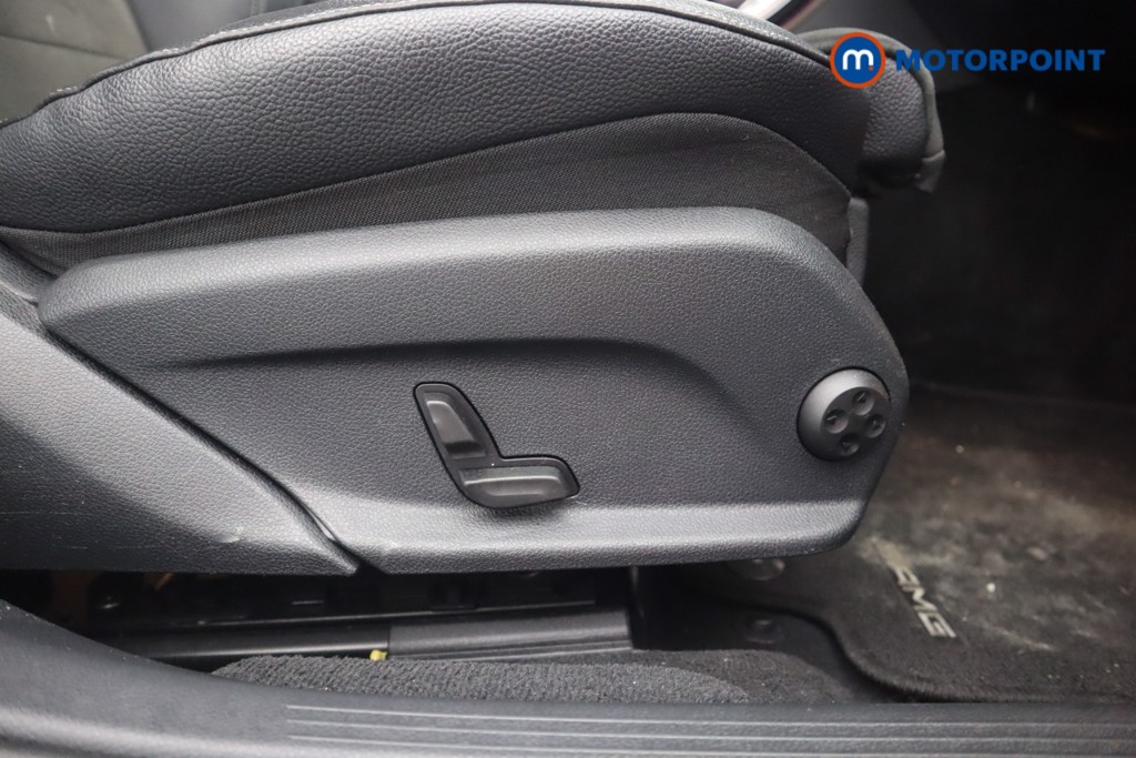 Used Mercedes-Benz E Class 2018 for sale - 77117647: Photo 34