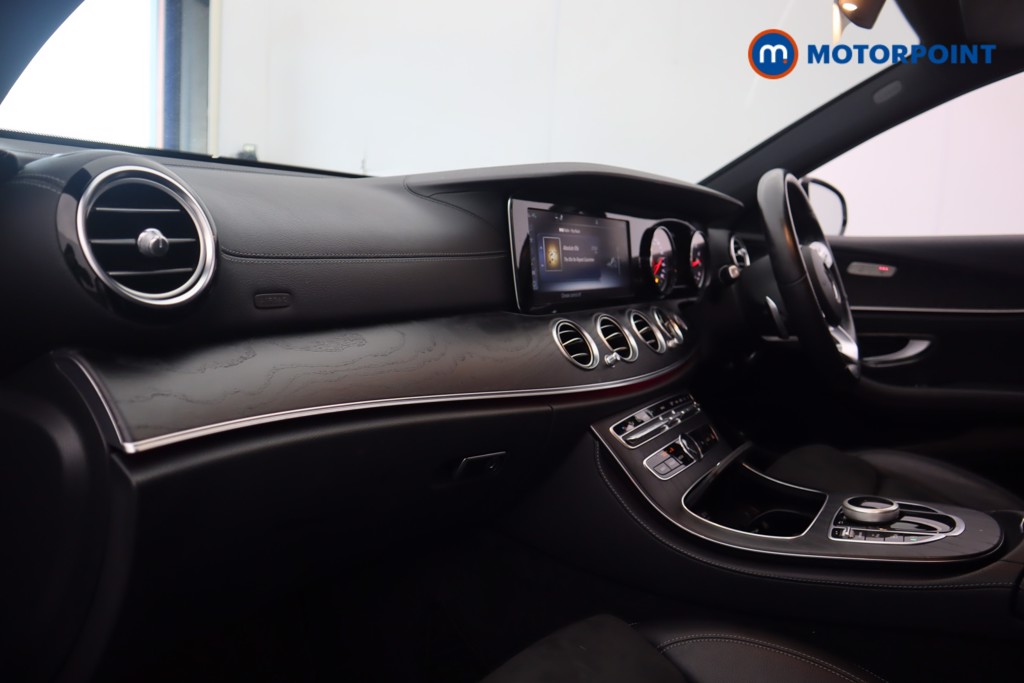 Used Mercedes-Benz E Class 2018 for sale - 77117647: Photo 46