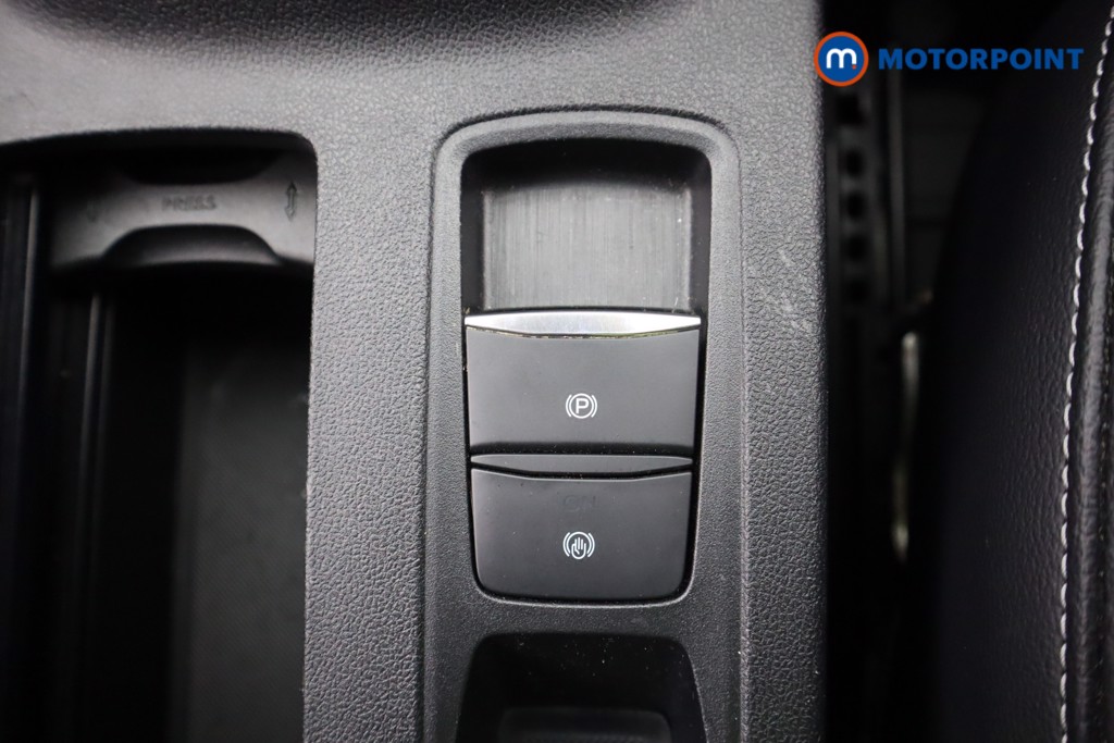 Used Ford Kuga 2020 for sale - 77312880: Photo 25