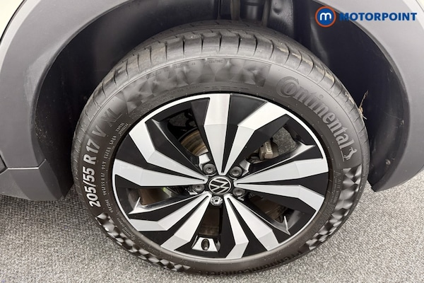 Used Volkswagen T-Cross 2023 for sale - 76287605: Photo 34