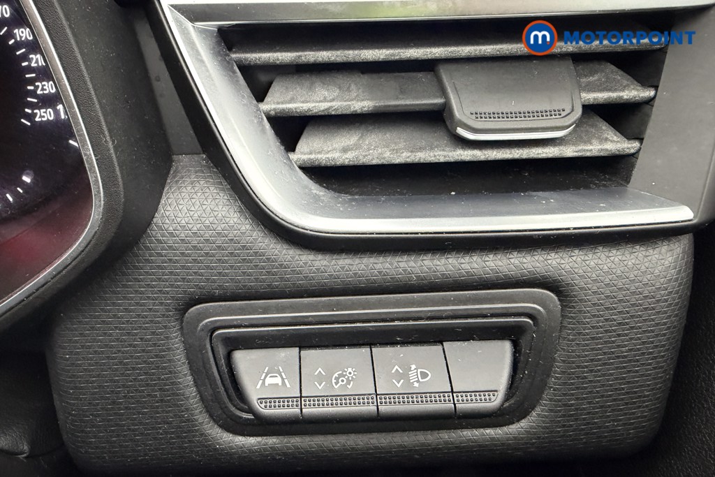 Used Renault Clio 2020 for sale - 77641619: Photo 16