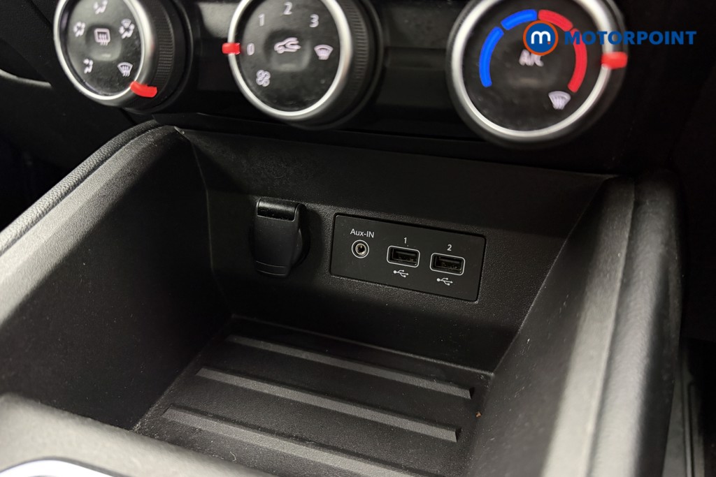 Used Renault Clio 2020 for sale - 77641619: Photo 20