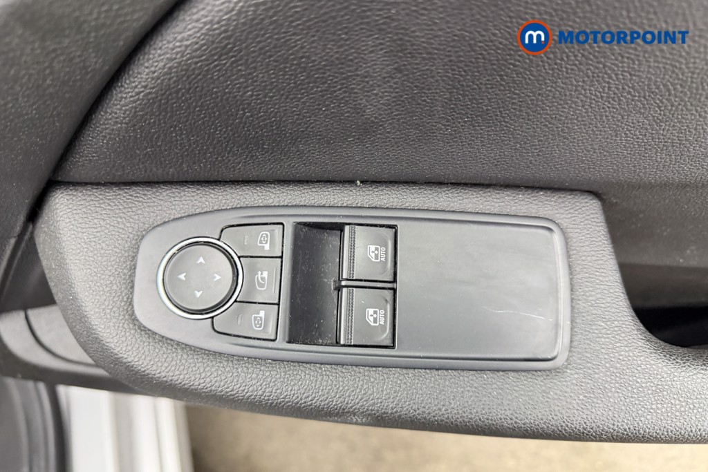 Used Renault Clio 2020 for sale - 77641619: Photo 25