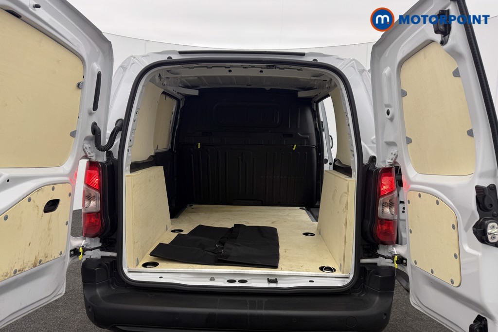 Used Toyota ProAce 2025 for sale - 77628395: Photo 19