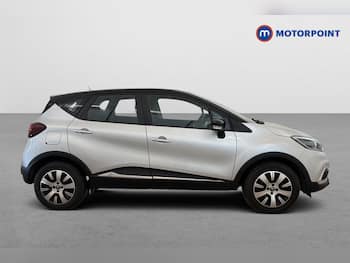 Used Renault Captur 2018 for sale - 79706643: Photo