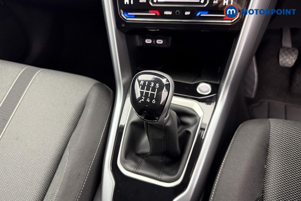 Used Volkswagen T-Roc 2025 for sale - 76985040: Photo 21