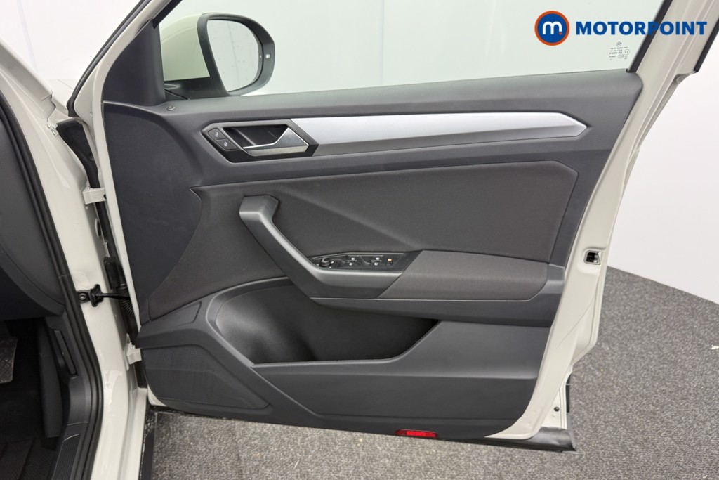 Used Volkswagen T-Roc 2025 for sale - 76985040: Photo 26