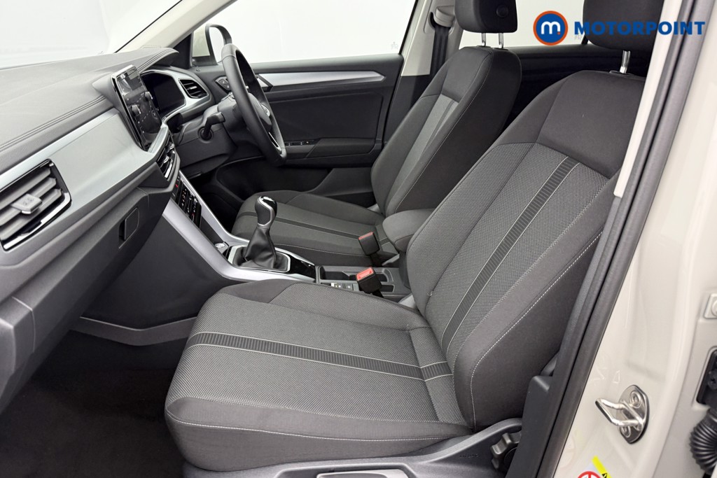 Used Volkswagen T-Roc 2025 for sale - 76985040: Photo 31