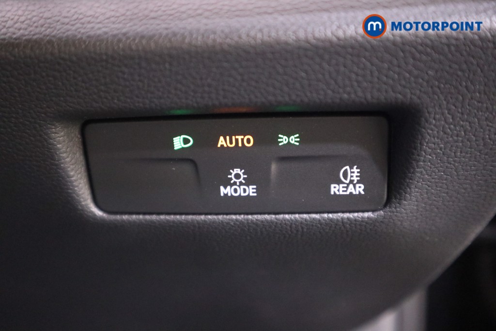 Used Volkswagen Passat 2025 for sale - 76394327: Photo 16