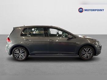 Used Volkswagen Golf 2018 for sale - 78874160: Photo