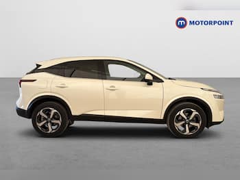 Used Nissan Qashqai 2021 for sale - 79842554: Photo