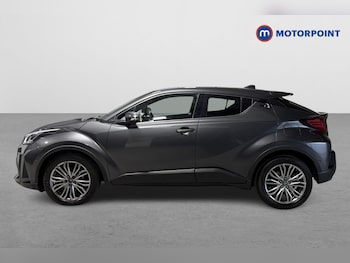 Used Toyota C-HR 2022 for sale - 77775703: Photo