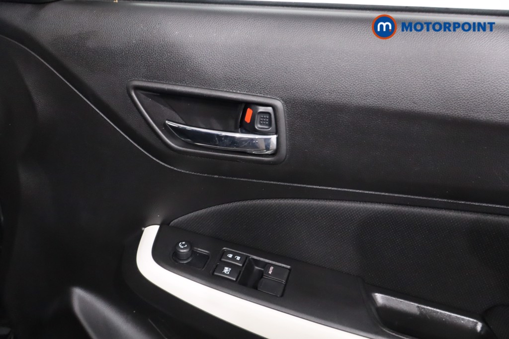 Used Suzuki Swift 2023 for sale - 77319335: Photo 31