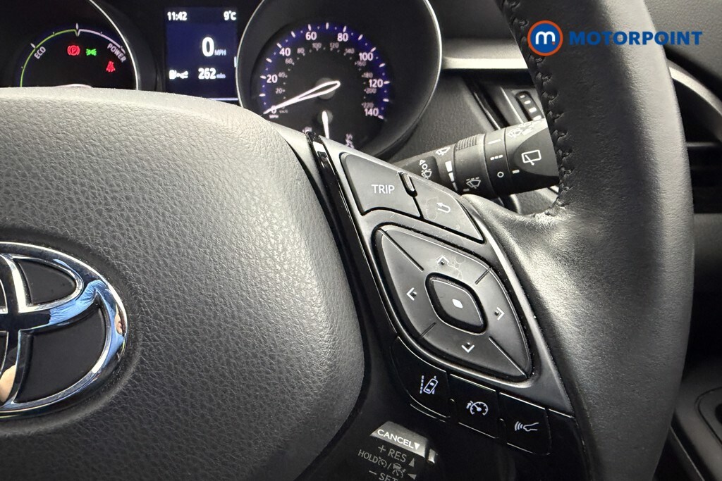 Used Toyota C-HR 2023 for sale - 77421120: Photo 12