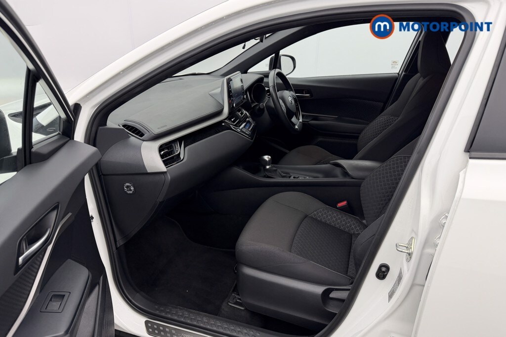 Used Toyota C-HR 2023 for sale - 77421120: Photo 44