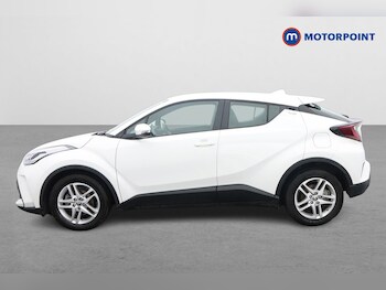 Used Toyota C-HR 2023 for sale - 77421120: Photo