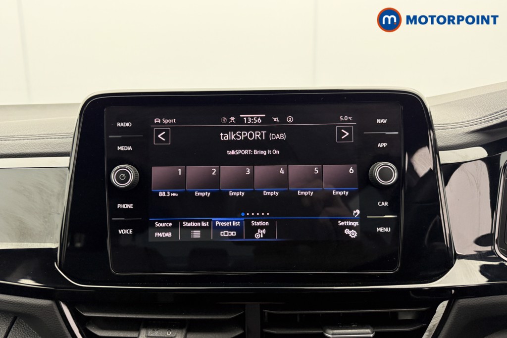 Used Volkswagen T-Roc for sale - 77297851: Photo 15