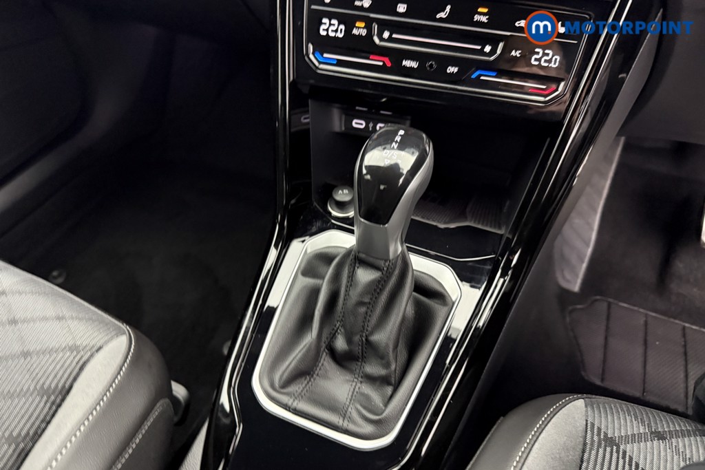 Used Volkswagen T-Roc for sale - 77297851: Photo 22