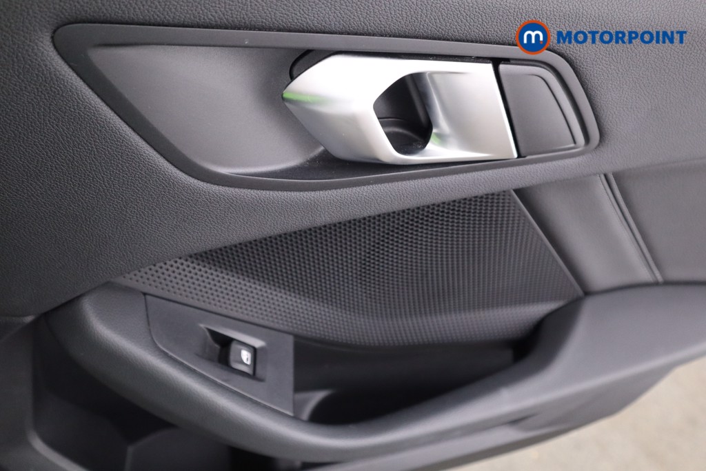 Used BMW 1 Series 2023 for sale - 76340877: Photo 27