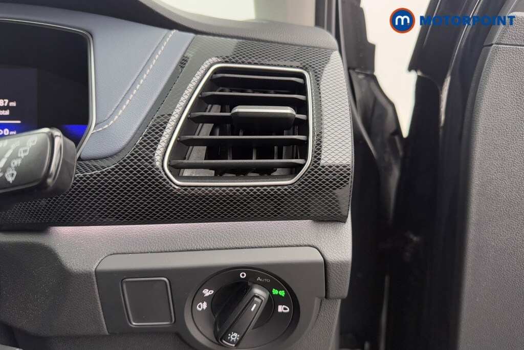 Used Volkswagen T-Cross 2024 for sale - 77446507: Photo 25