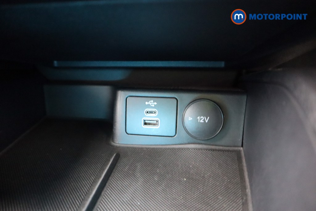 Used Ford Focus 2024 for sale - 76889917: Photo 23