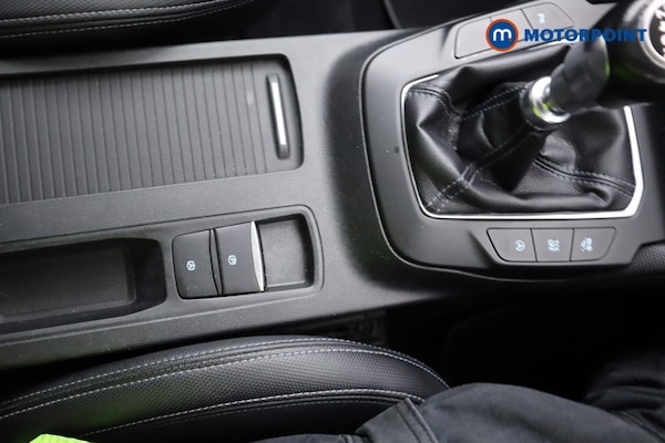 Used Ford Focus 2020 for sale - 76235036: Photo 12