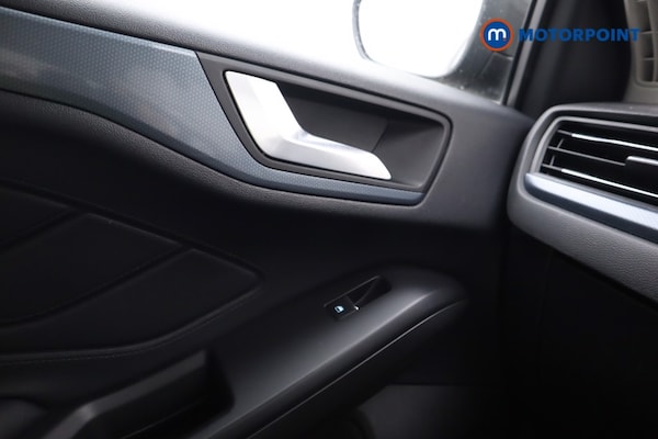 Used Ford Focus 2020 for sale - 76235036: Photo 20