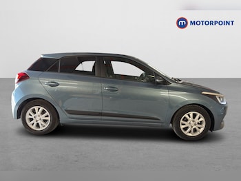 Used Hyundai i20 2017 for sale - 78278392: Photo