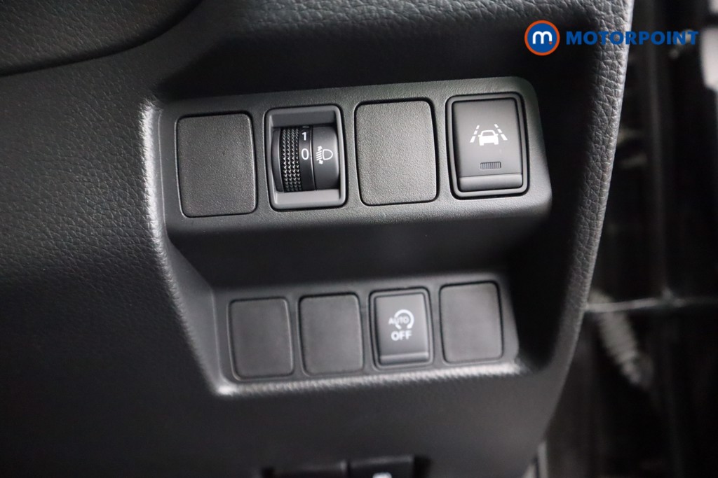 Used Nissan Qashqai 2018 for sale - 76375780: Photo 15