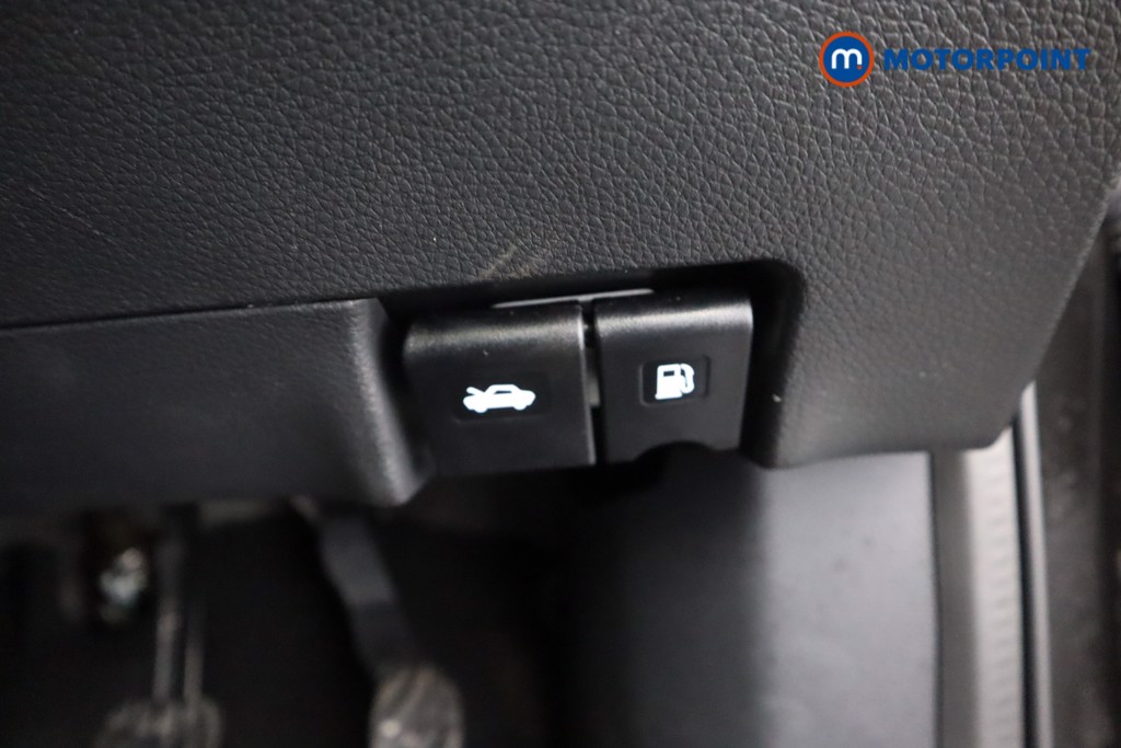 Used Nissan Qashqai 2018 for sale - 76375780: Photo 16